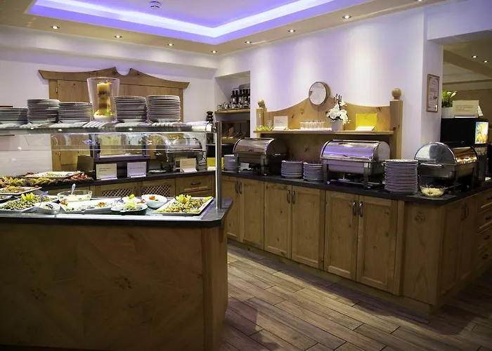 Hotel Tauernhof 4*